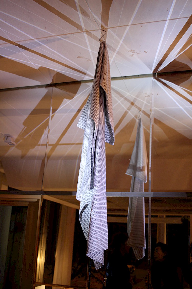 "Kombinat Exquisit".