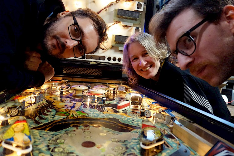 Chicken & Desmond Garcia One Man Band.